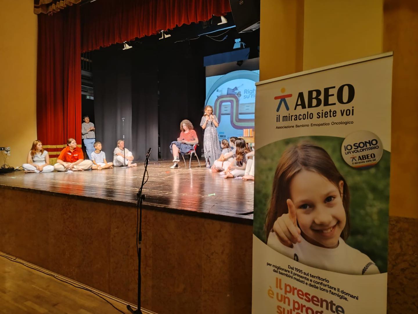 Uno spettacolo sui disturbi del comportamento alimentare a supporto di AbeoLilla